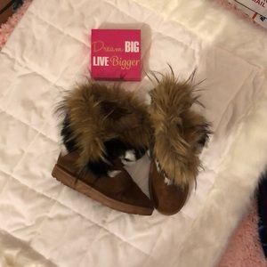 Faux ugg boots
